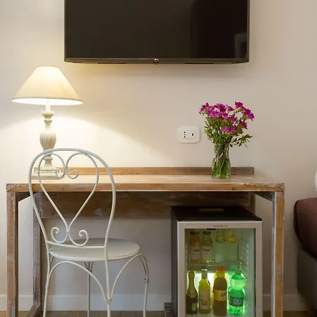 Guest house Bellaroto Suite B&B & Spa - Charming Boutique Rooms 4*