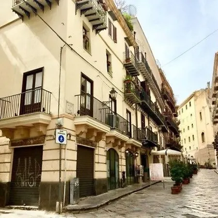 Guest house Bellaroto Suite B&B & Spa - Charming Boutique Rooms 4*